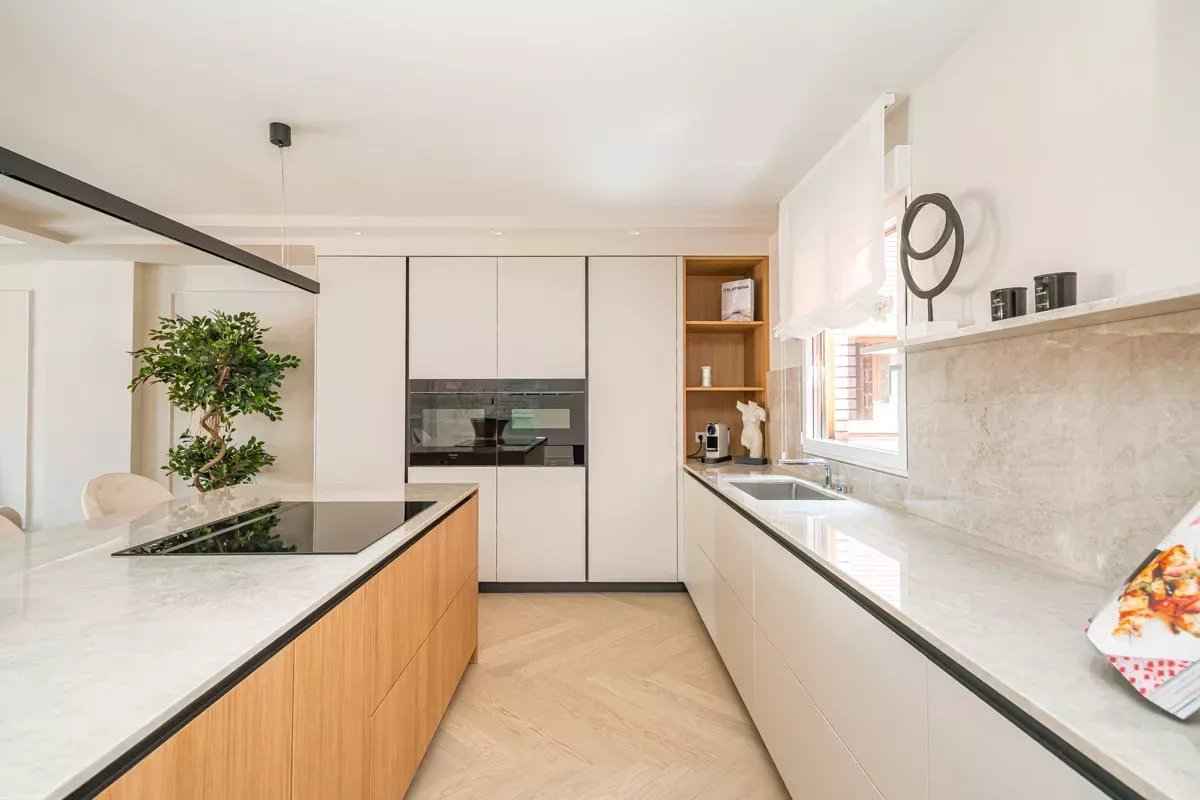 03b2581cf9f9a51de7fa2b62a85512f4 d4eae89ac8 1200 original - Attribut alt par défaut.