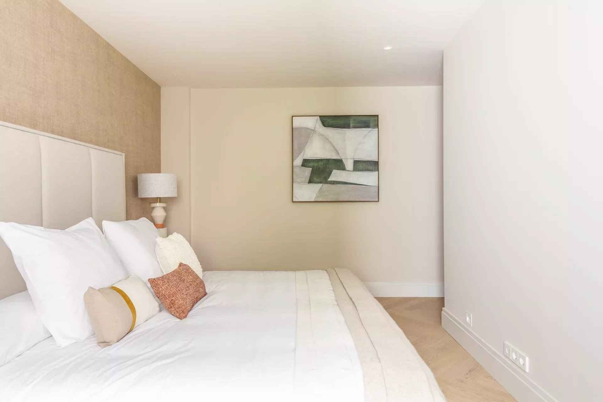 881d59a3bd677f6fde609c391ddb8f48 6137aa062e 1920 original - Attribut alt par défaut.