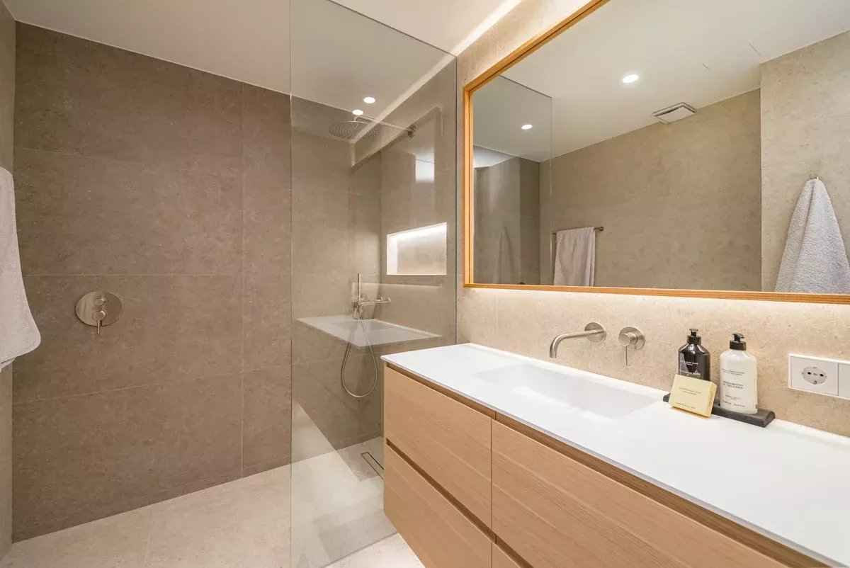 A3546905ec2dd9a18ea006ba96e80449 5200aef404 1200 original - Attribut alt par défaut.