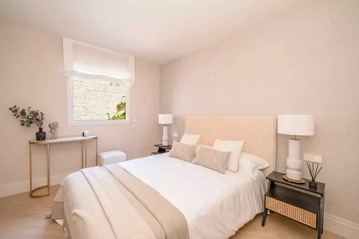 F2a1e7e3d850536be237de3a3d9c16b0 aea8981fb1 1200 original - Attribut alt par défaut.