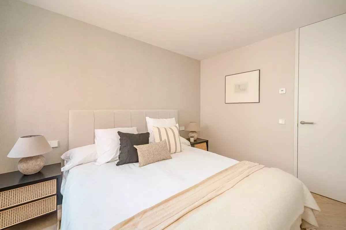 Ff0c283ab6fc381ac618fe9ee2dc8b93 e3f4bb906f 1200 original - Attribut alt par défaut.