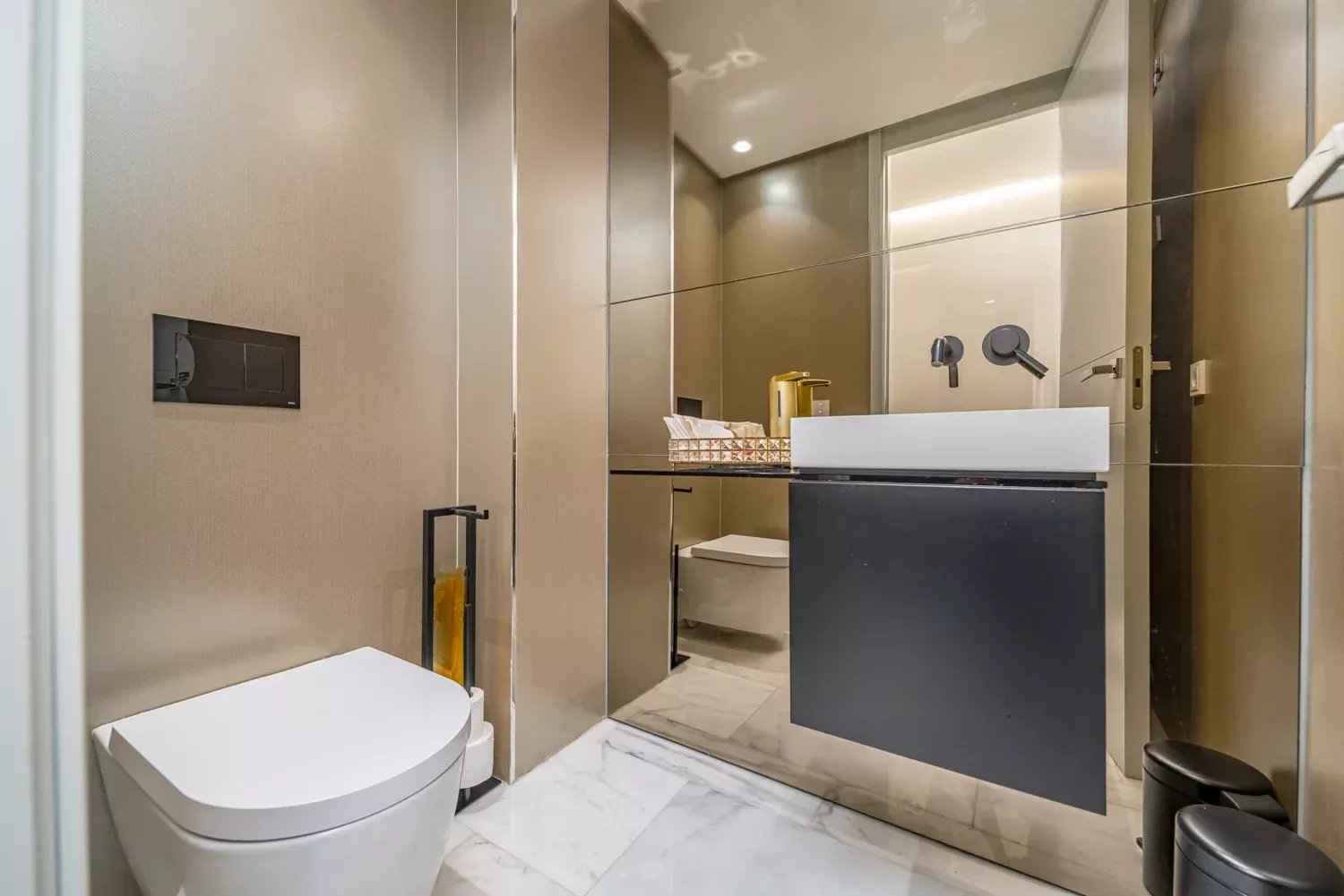 8af338eb7ccc80d1f8ef41ec4f7f4eb3 b55e303e39 1500 original - Attribut alt par défaut.