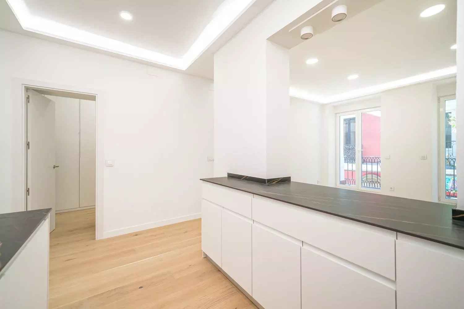 Cb81b10ae8c043b19cf44a87f1ccb19e a3c9758452 1500 original - Attribut alt par défaut.