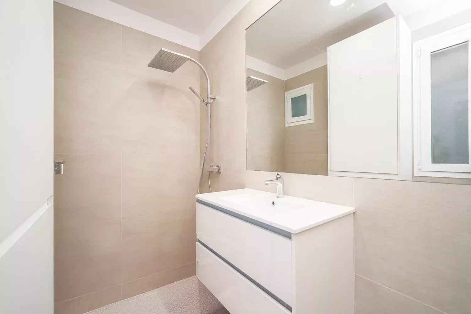 Eaa6a8cf3e862d8f83350c14516390d6 1be57dfe0f 1500 original - Attribut alt par défaut.