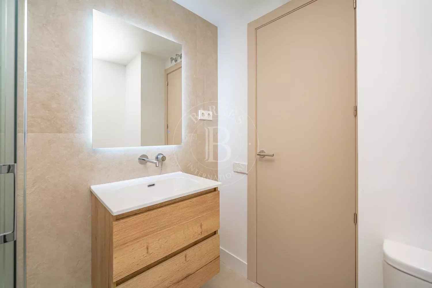 07b6b1aef88cd4836751fe0d9aa17702 4a8b0e8fad 1500 original - Attribut alt par défaut.