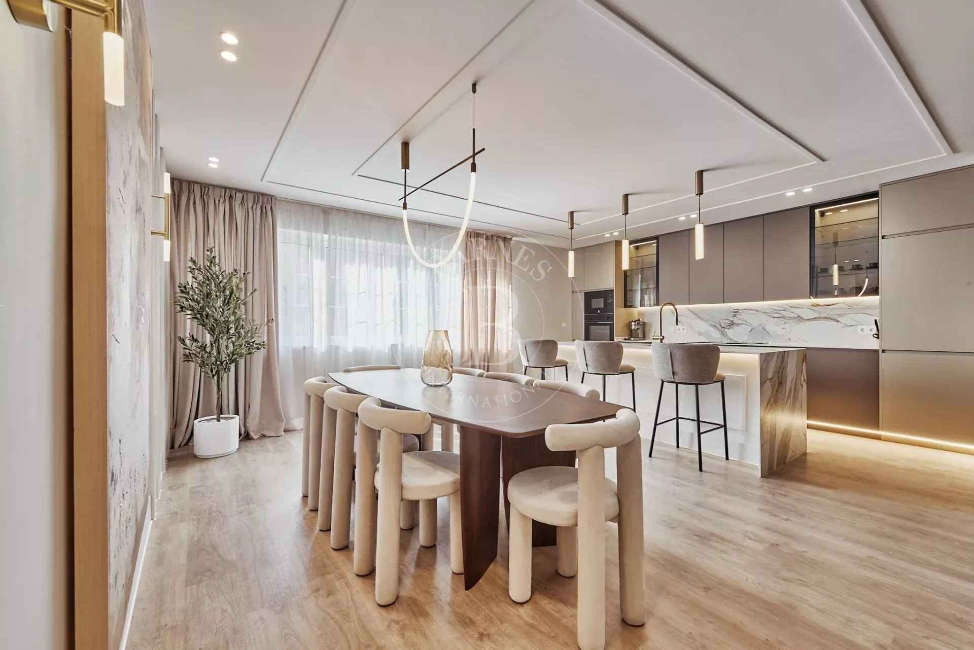 B6a9f010e4fd5b0df3e17c9cb71146af b04f27dde8 1920 original - Attribut alt par défaut.