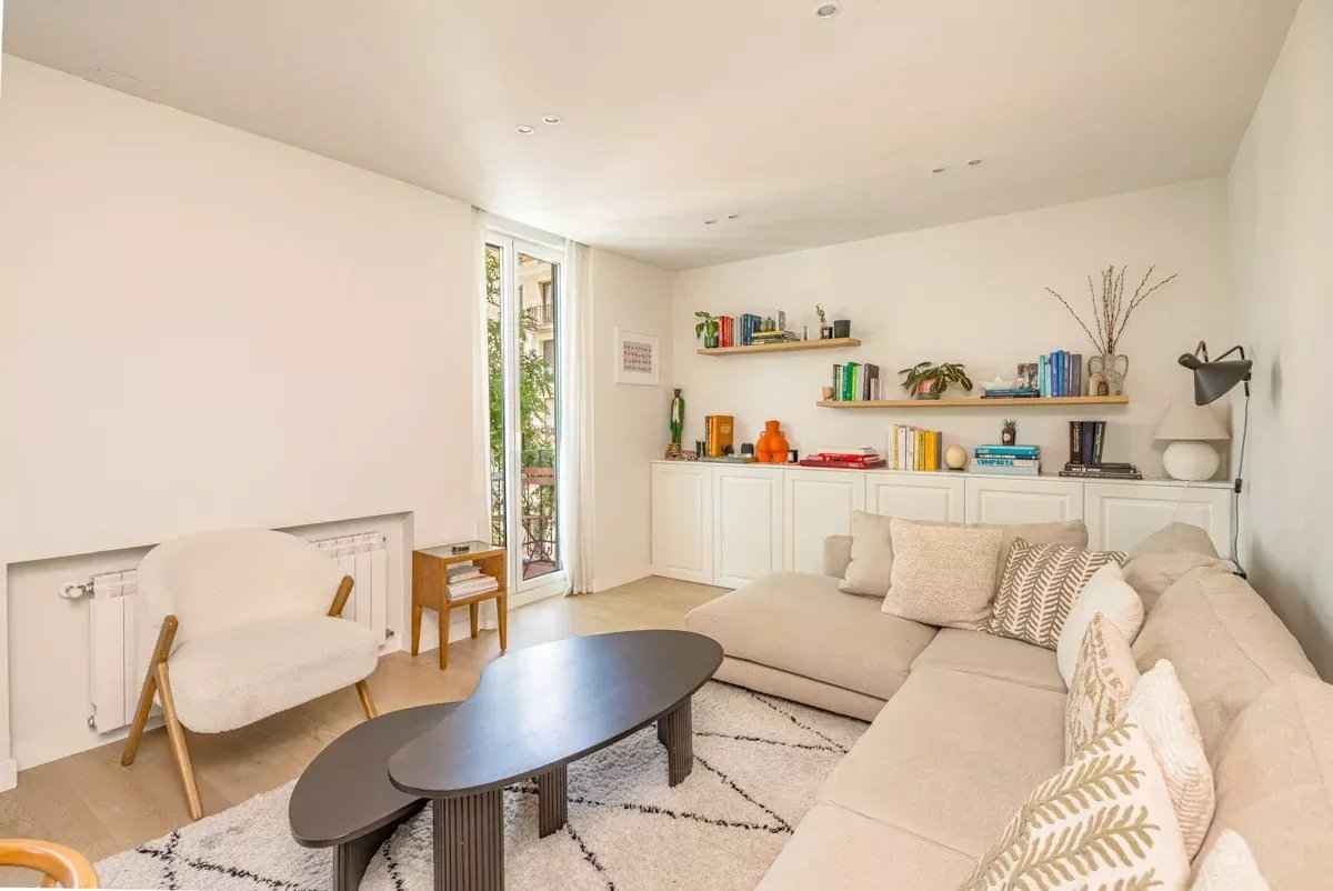 E037cf8416504feefd0ea04a38b06215 ca7aba2634 1200 original - Attribut alt par défaut.