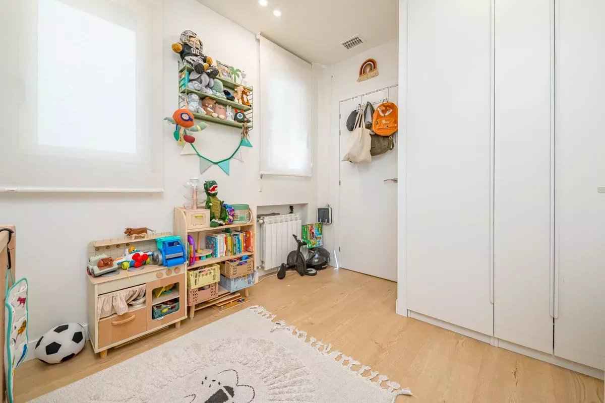 87c4781457c7c83f62aaa0a1b002de18 fa5978bb90 1200 original - Attribut alt par défaut.