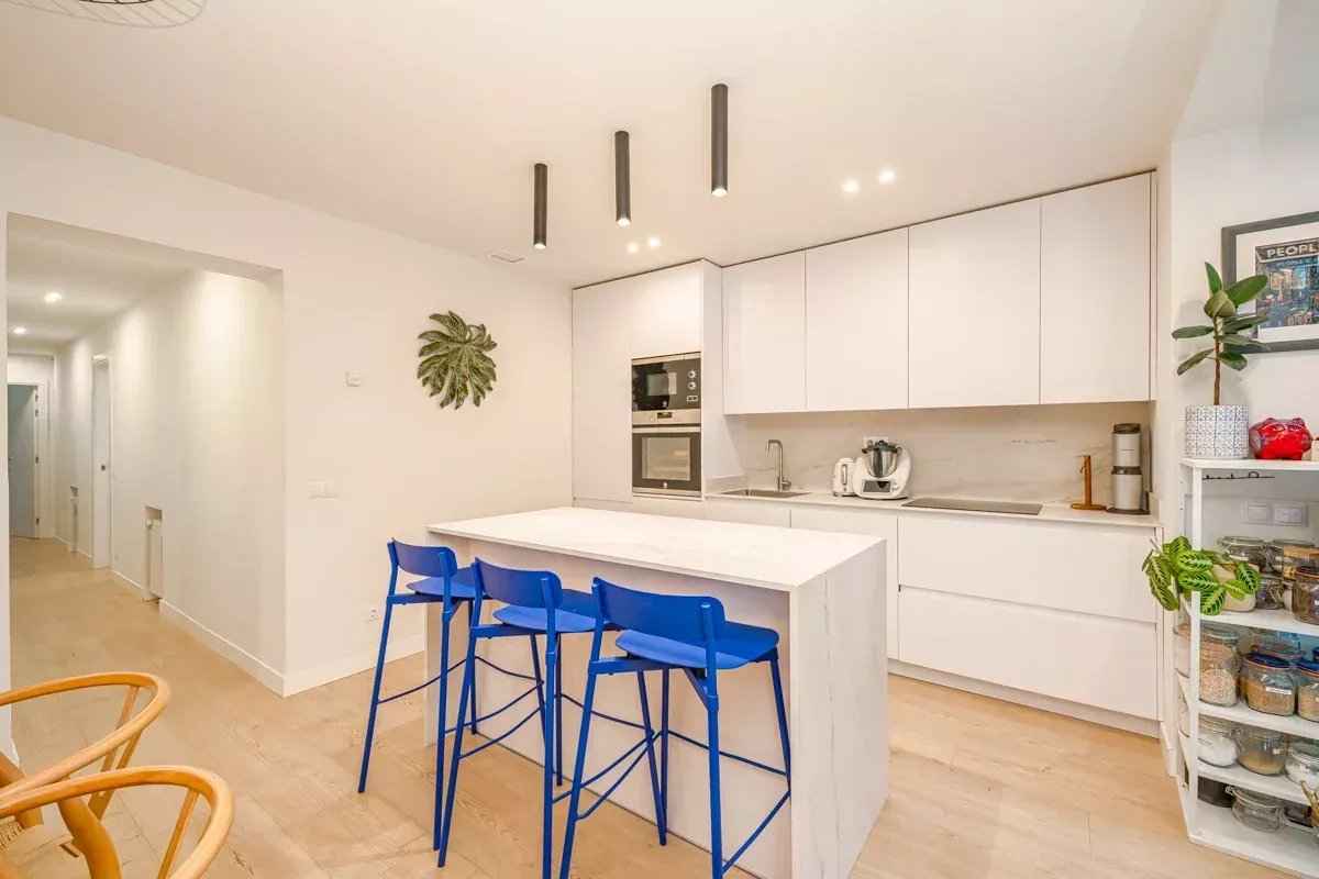 32333e6574a6a22e48b9a344bb241730 e12063f88c 1200 original - Attribut alt par défaut.