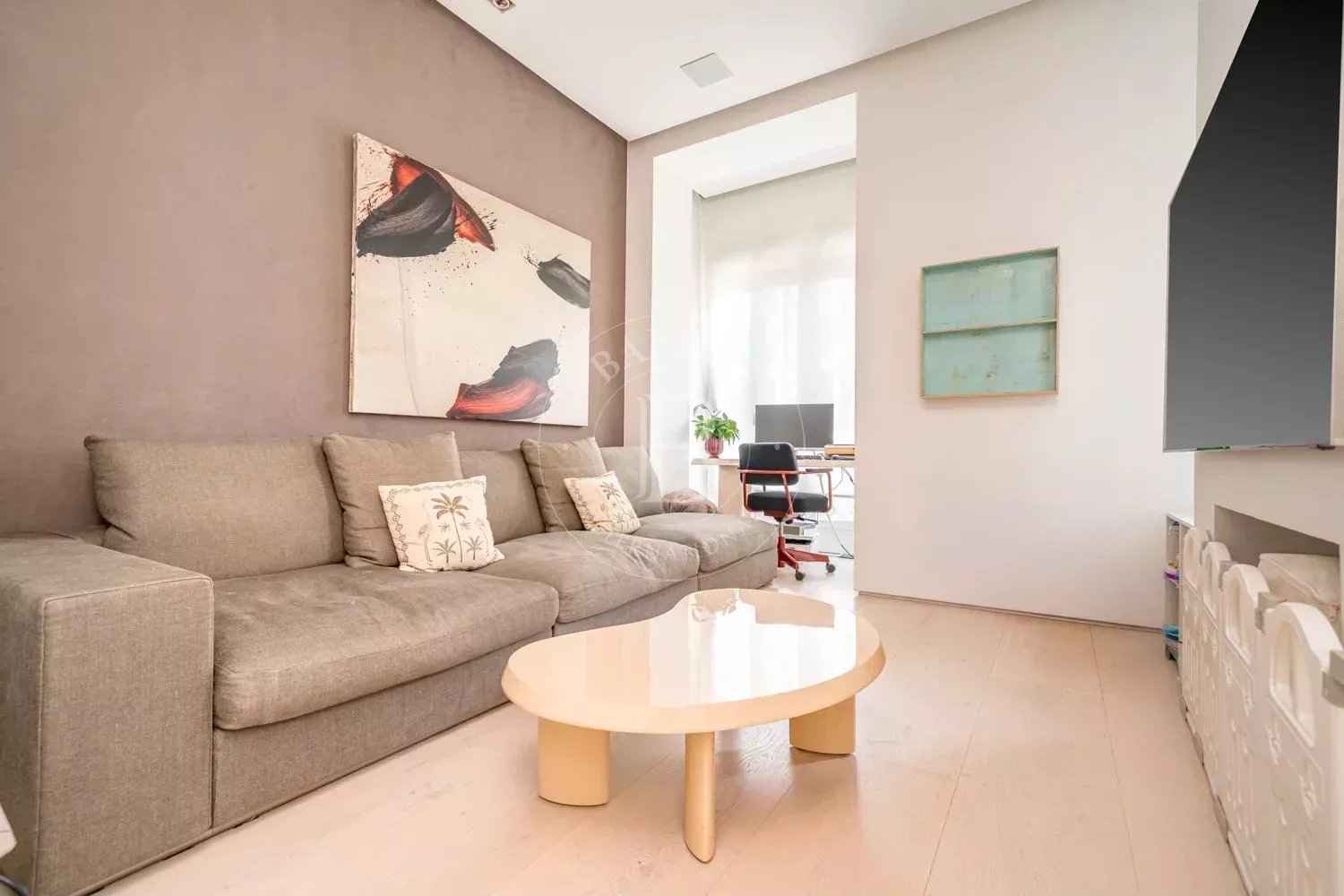 Fb732efe58d7f819072c79a9e15d57f8 8f4ab7f872 1500 original - Attribut alt par défaut.