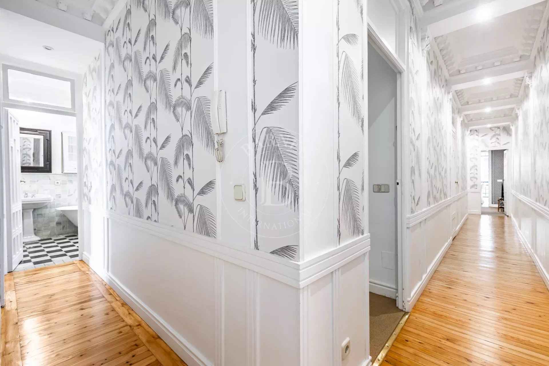 A996d5e3bd0782fa1b4ef8da478b145d 527d4315b9 1920 original - Attribut alt par défaut.