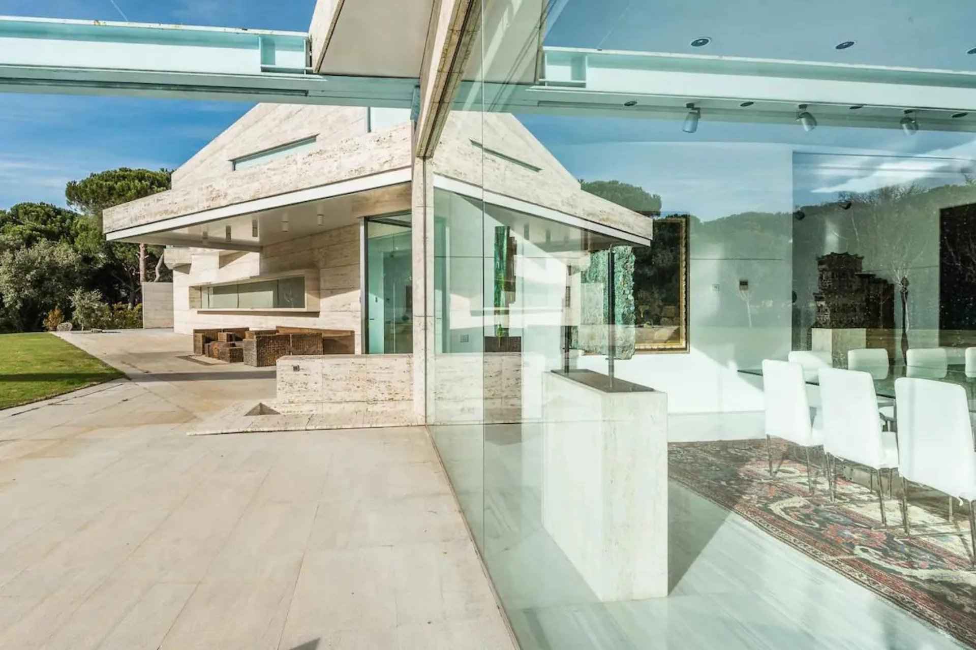 Picture 85126977 4 - Attribut alt par défaut.