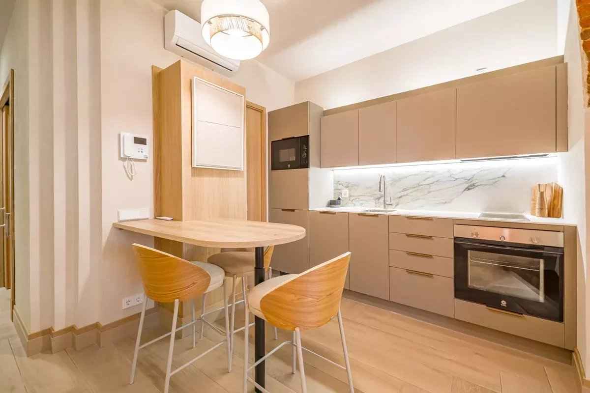 77e7147821a28dd6a0083447ebe0a9fe 44f70f1242 1200 original - Attribut alt par défaut.