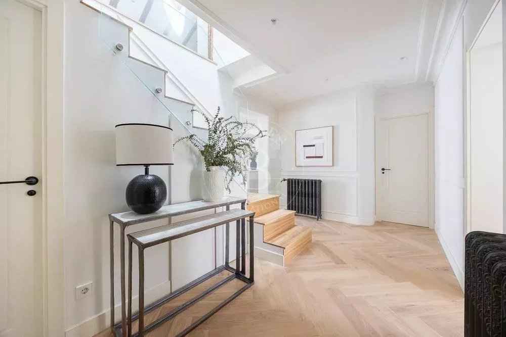 7c3485abc74590a4fb01edef67248312 a3589faf5e 1000 original - Attribut alt par défaut.