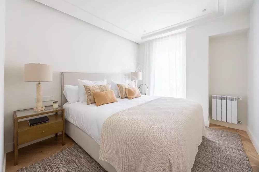 E2f8bd6570588281d68d0d163302168d 763188253d 1000 original - Attribut alt par défaut.