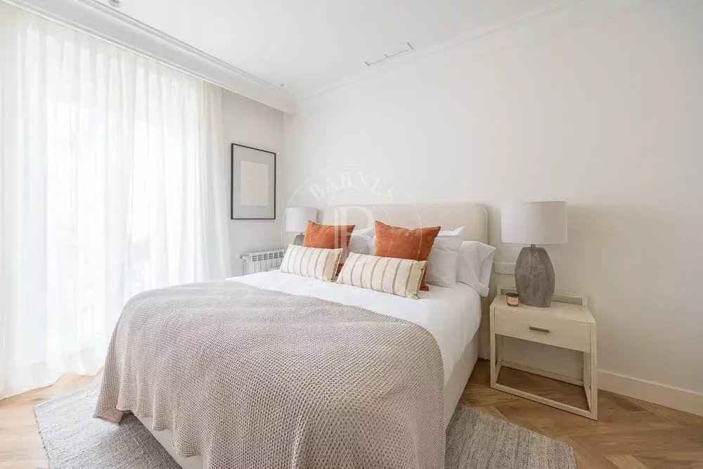 72f214921f8e5152adfbe12eda1b4fda 62407db033 1000 original - Attribut alt par défaut.