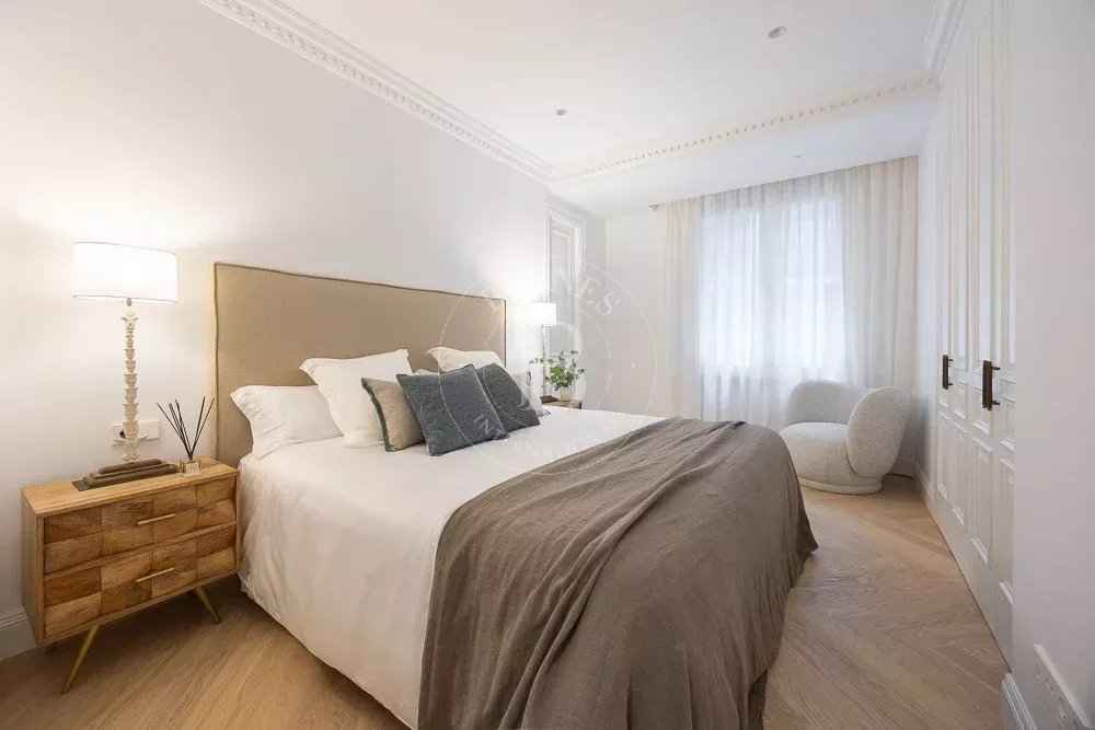 Ffaa0bb1670f2c6b2be3f4b931b16dc0 d67754006d 1000 original - Attribut alt par défaut.