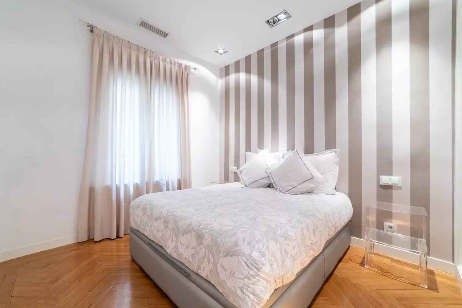 C1a97e6940fd5236eed5845404cdde45 de9de3a532 1500 original - Attribut alt par défaut.