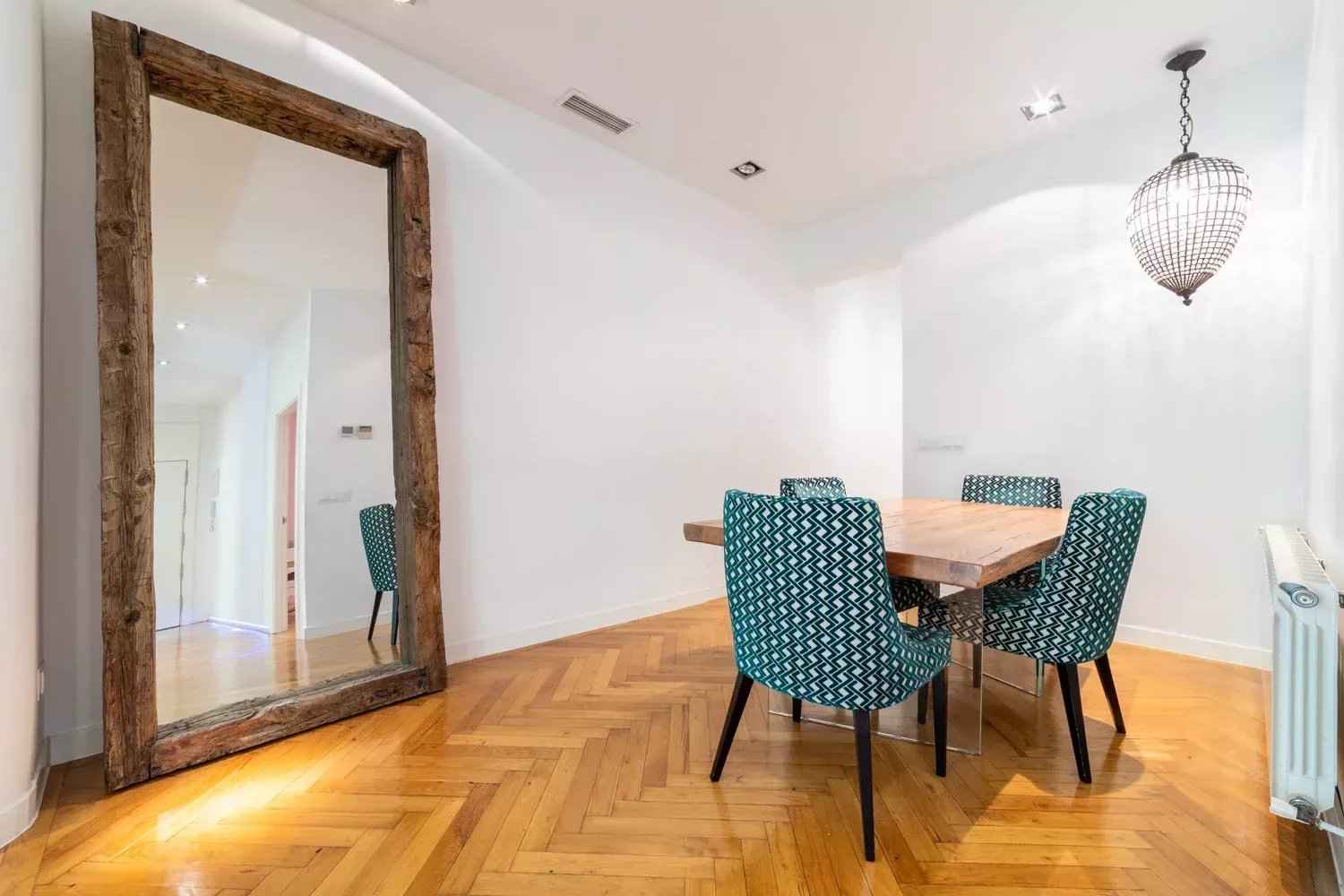 2049d9459d0195b28935284e63b75783 cc15f1c2be 1500 original - Attribut alt par défaut.