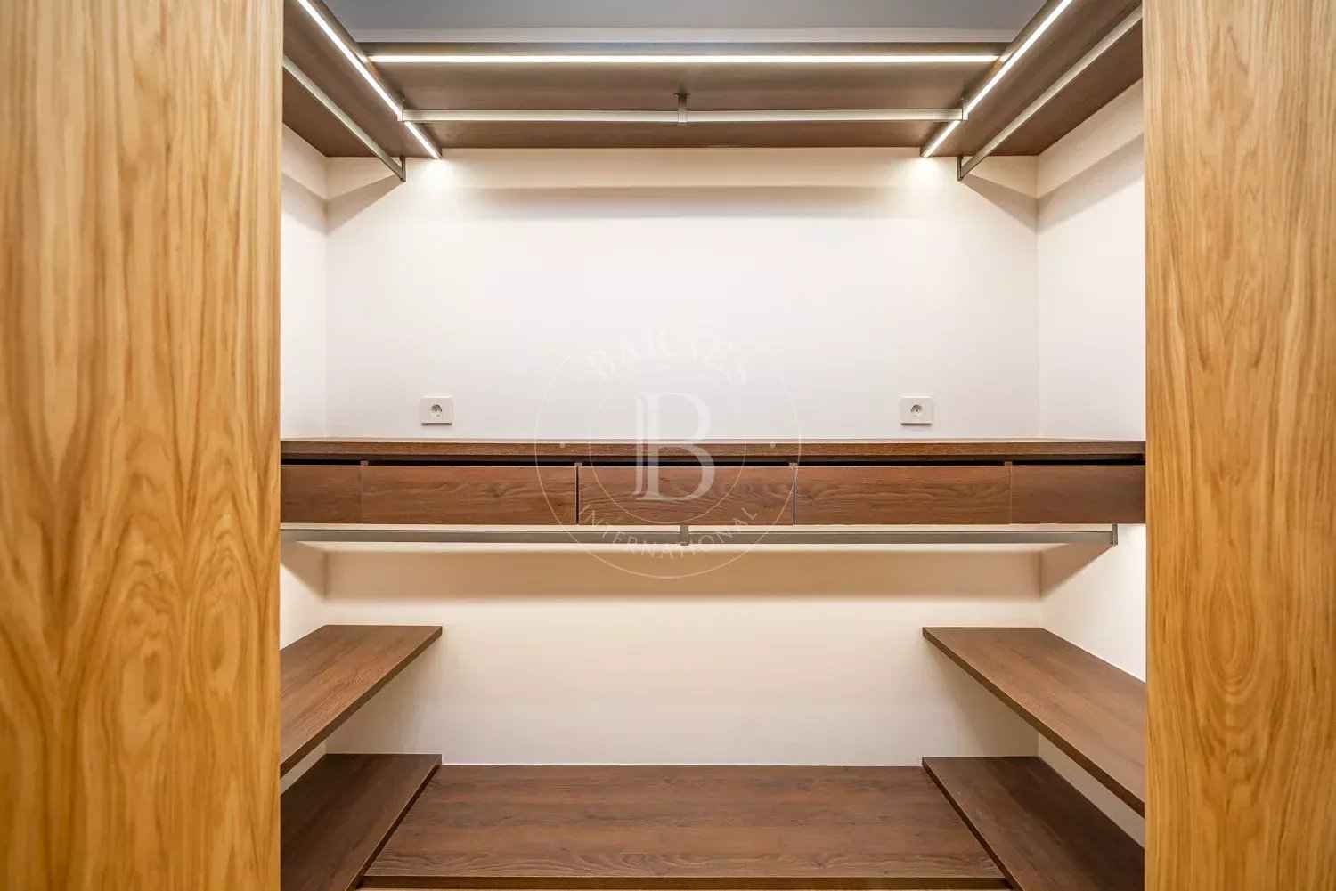 Fa78a55cf38bb7d67e16f3ec377e1d5f 6ab8b42a38 1500 original - Translation missing: en.helpers.application.image_tag.default_alt