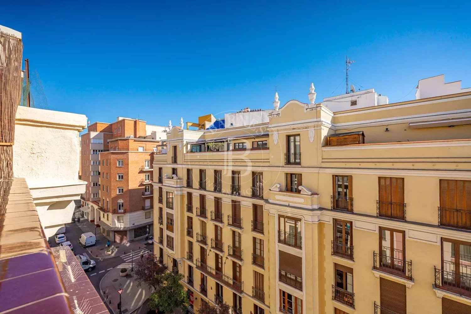 7d9ff4cd825e7153b1f214ed235746fe 2b2d3a5453 1500 original - Translation missing: en.helpers.application.image_tag.default_alt