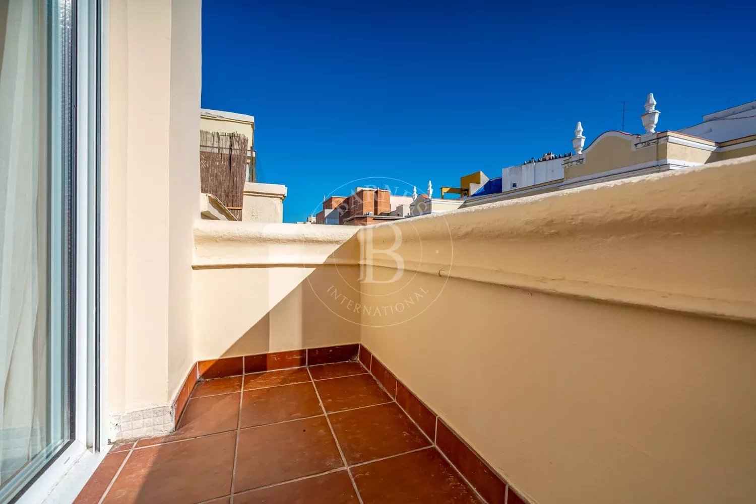 C2c5d01ada6fd5a71fd4022c5b835b00 ec2b17d292 1500 original - Translation missing: en.helpers.application.image_tag.default_alt