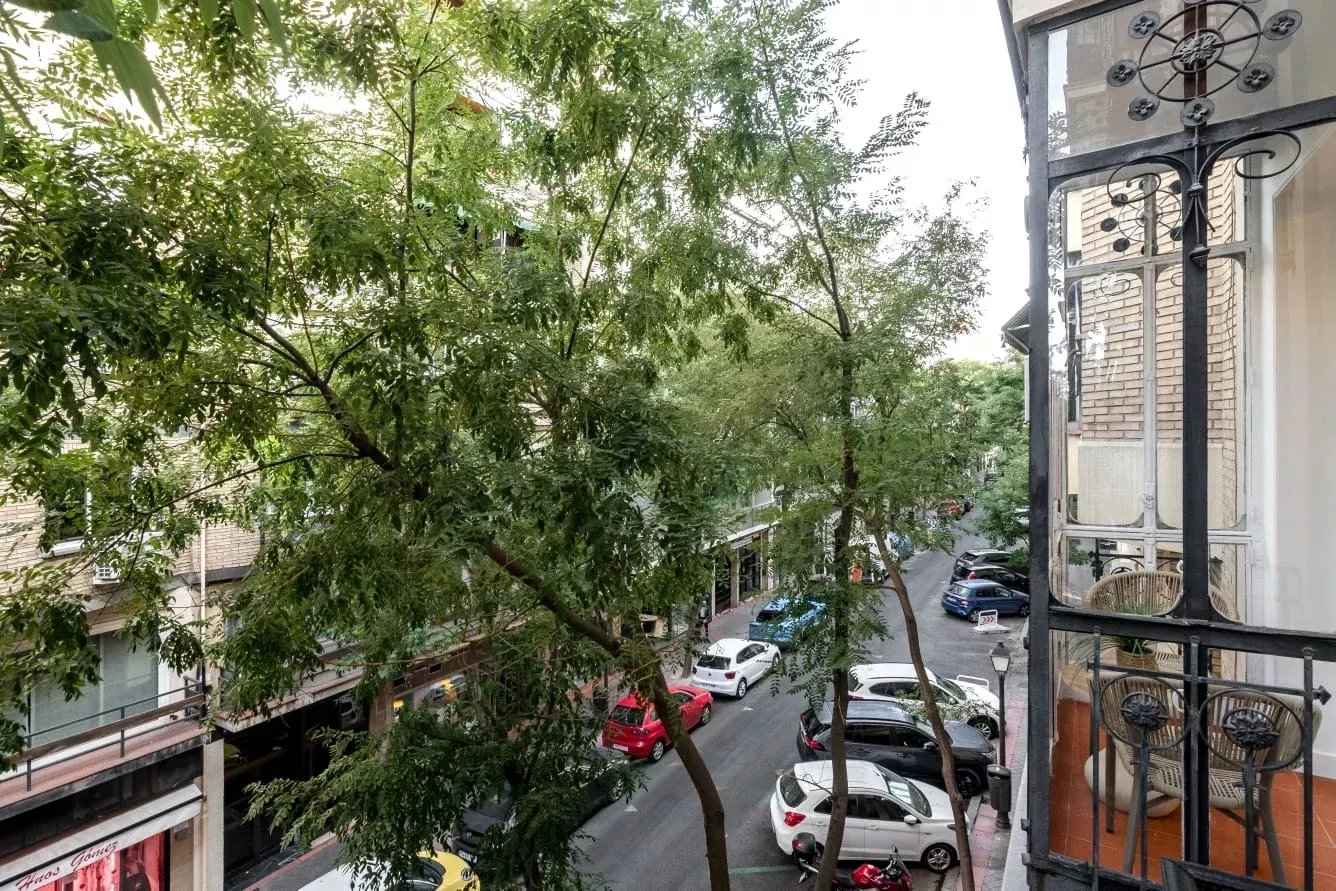 56c4ae162175df7ab21744a990fa16b6 f88c55c036 1336 original - Attribut alt par défaut.