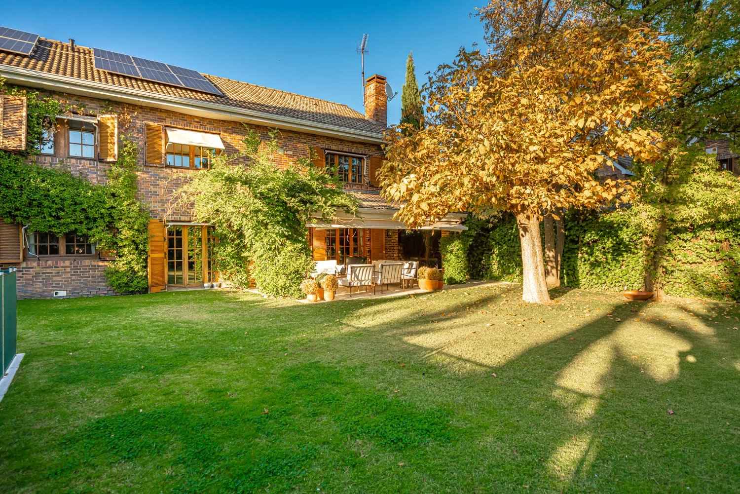 C858ef54b3cd2b35476904b1b5a48f06 024041dfb2 1500 original - Attribut alt par défaut.