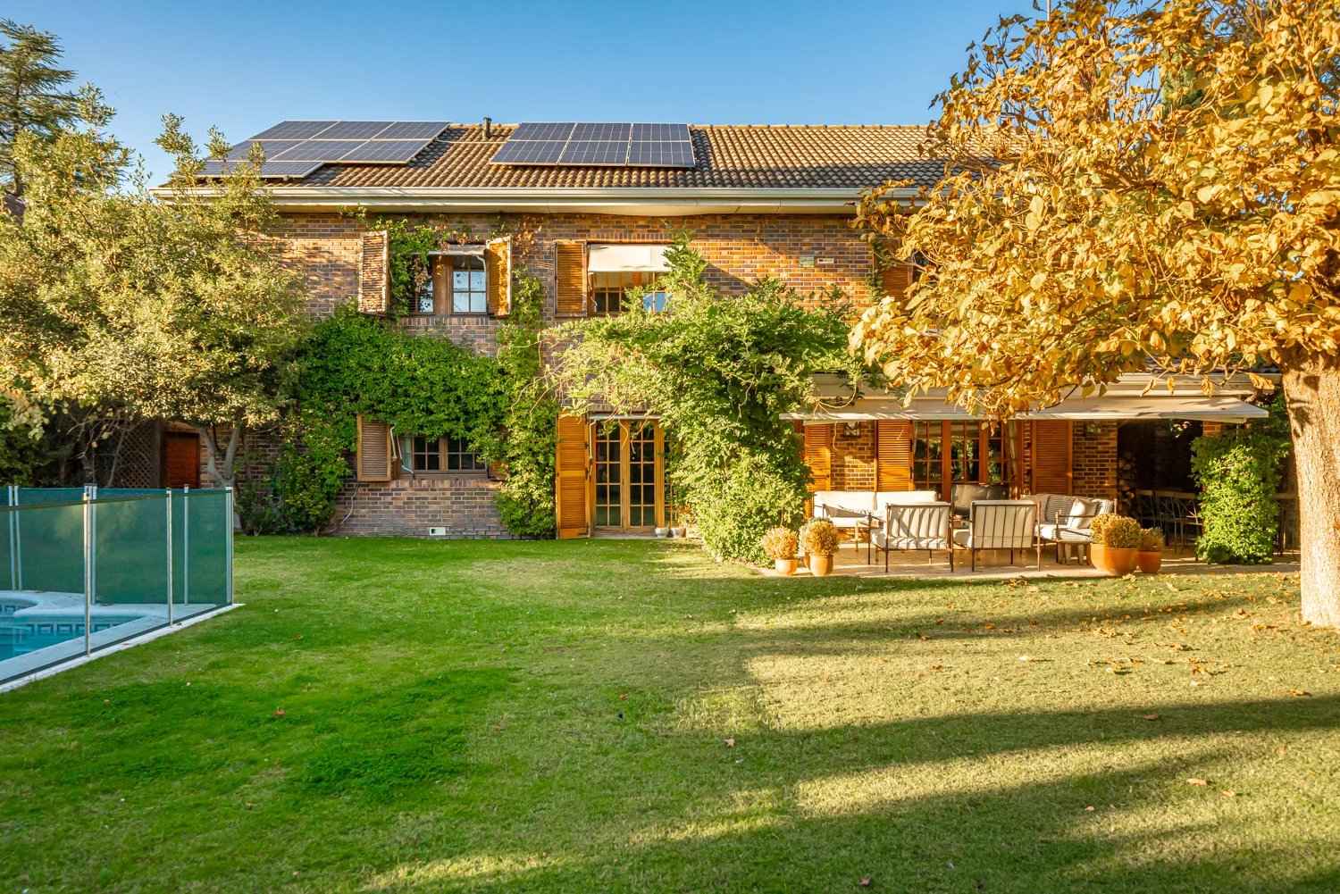 4d360b9fb3c4377ce5f7557eb19d0136 35d55d88f9 1500 original - Attribut alt par défaut.