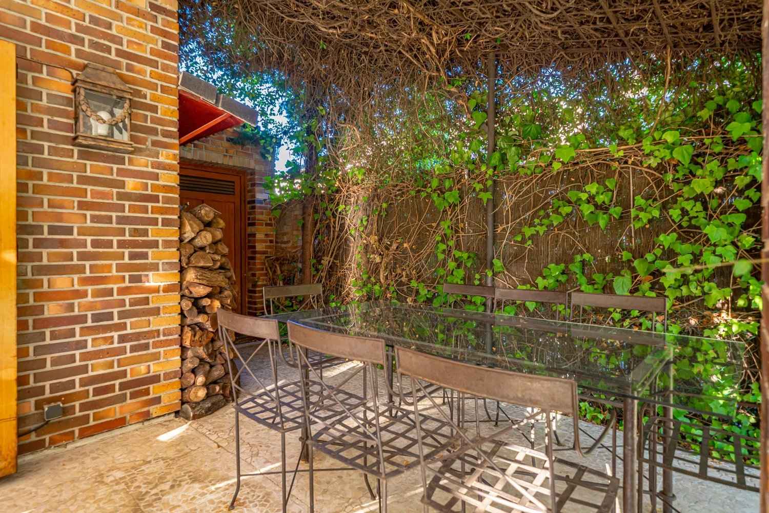 F98c8abd0c74486887aba08e499d42fe b66b28331d 1500 original - Attribut alt par défaut.