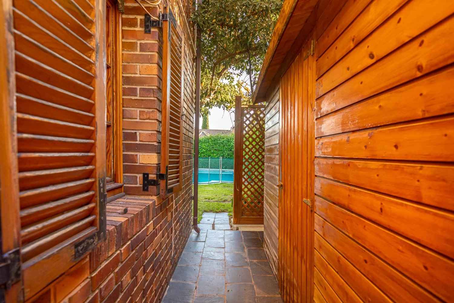 3840402a918e5053eb0630e132b346d4 e4b39d406d 1500 original - Attribut alt par défaut.