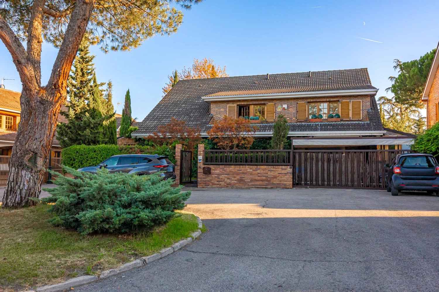 E569ec12a1847aa7f955b76f4153c8b4 646c940a16 1500 original - Attribut alt par défaut.