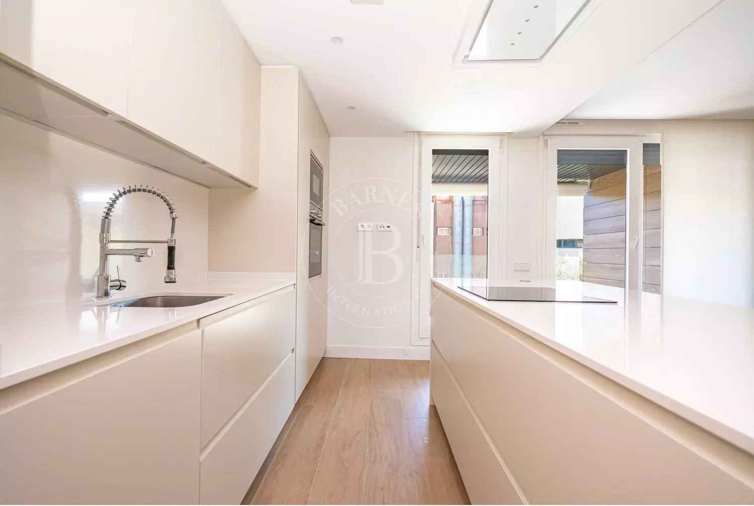 58051399bc631561ccc5a1bf4092be85 f7c5261784 1500 original - Translation missing: en.helpers.application.image_tag.default_alt