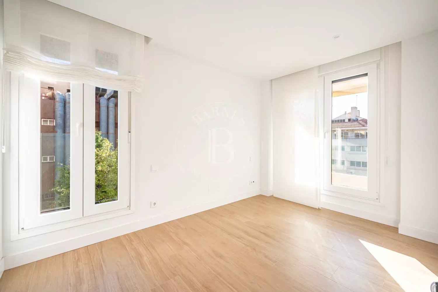 3764eb1dea5da8c4a78fcea2853c3f19 8cb25c75d3 1500 original - Translation missing: en.helpers.application.image_tag.default_alt