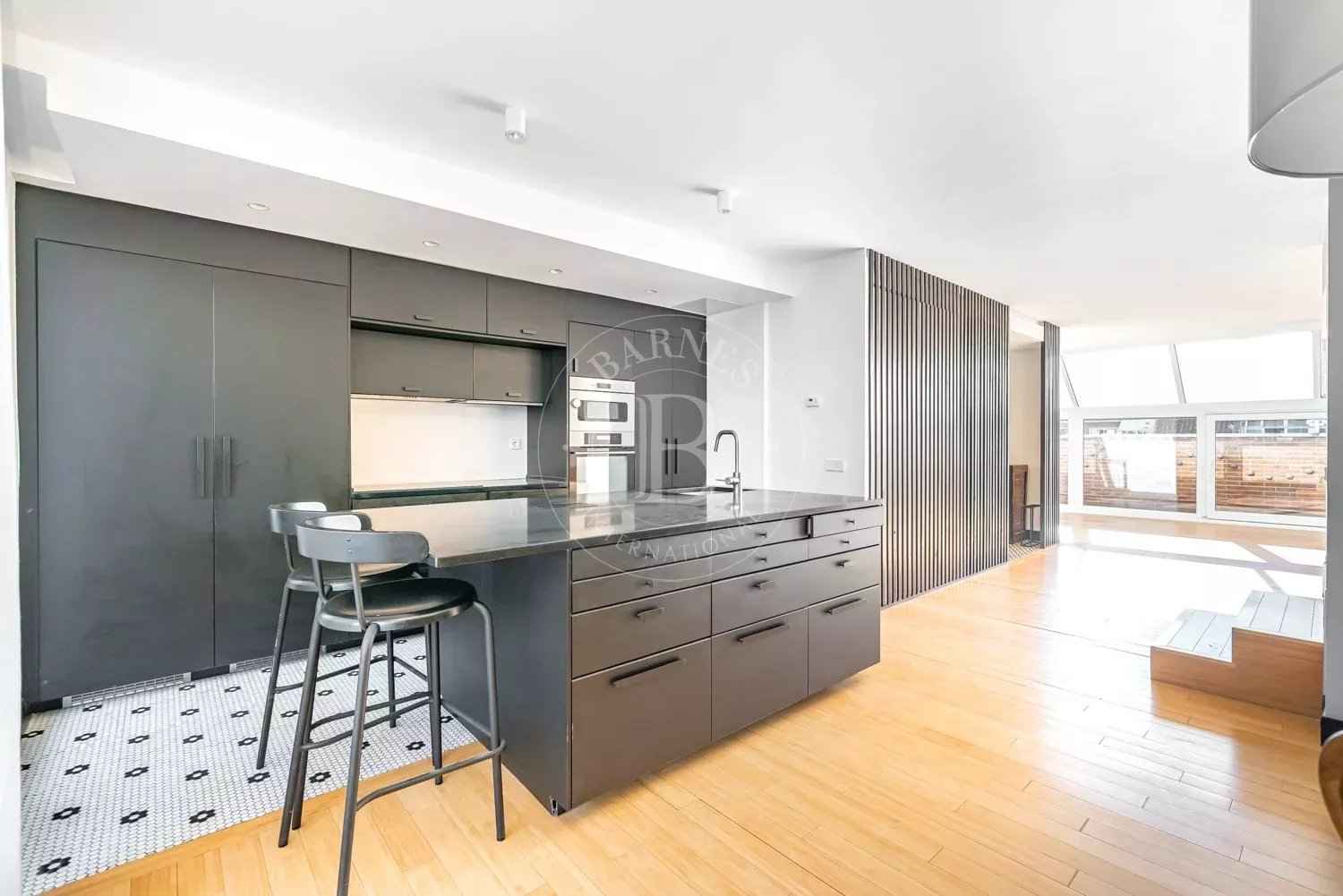 9ba94bb6af551cbe0a3de97af12a1082 2445939c3a 1500 original - Attribut alt par défaut.