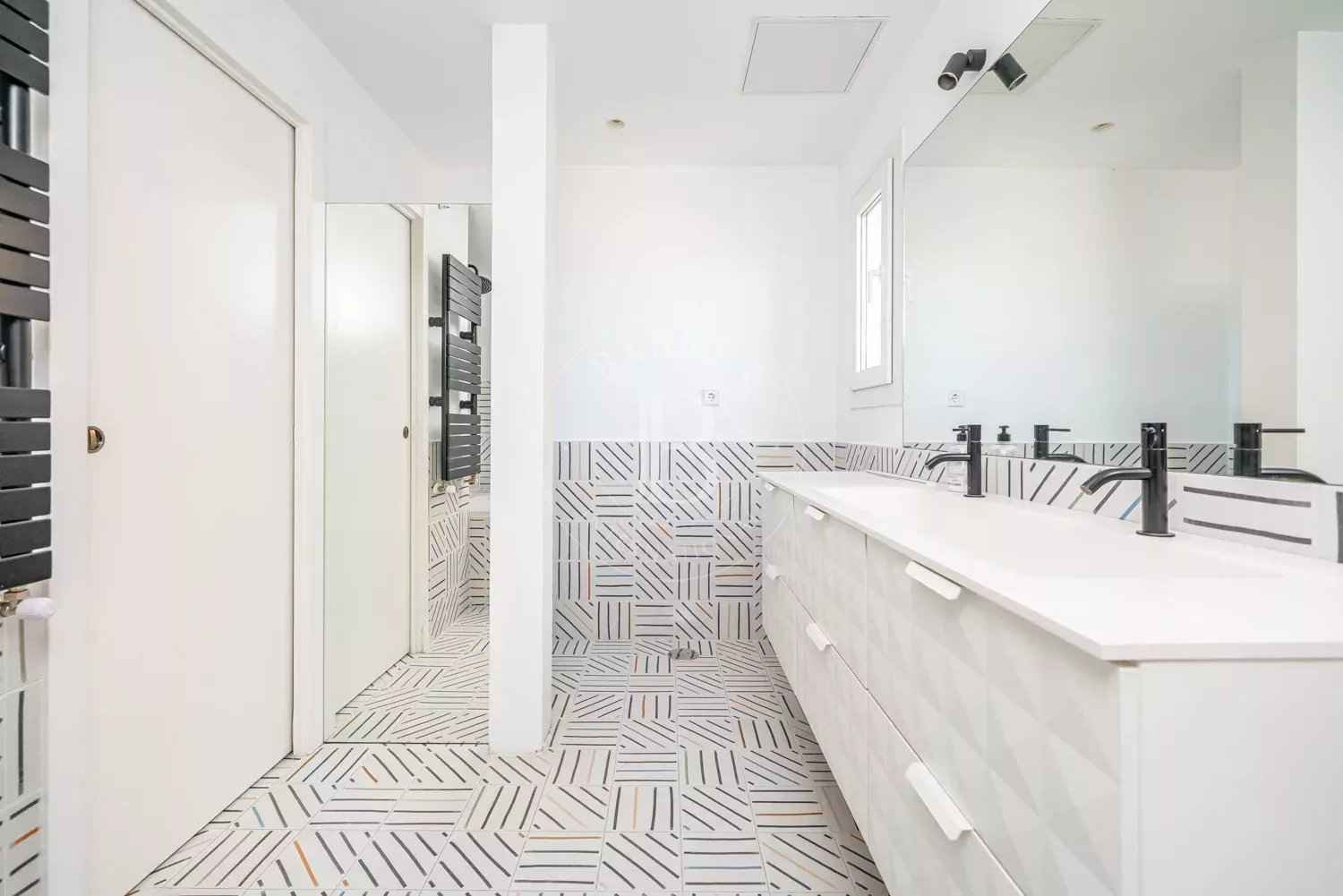 Cf503ad6906847fdd9fe83494557f3d2 75e9c46cf9 1500 original - Attribut alt par défaut.