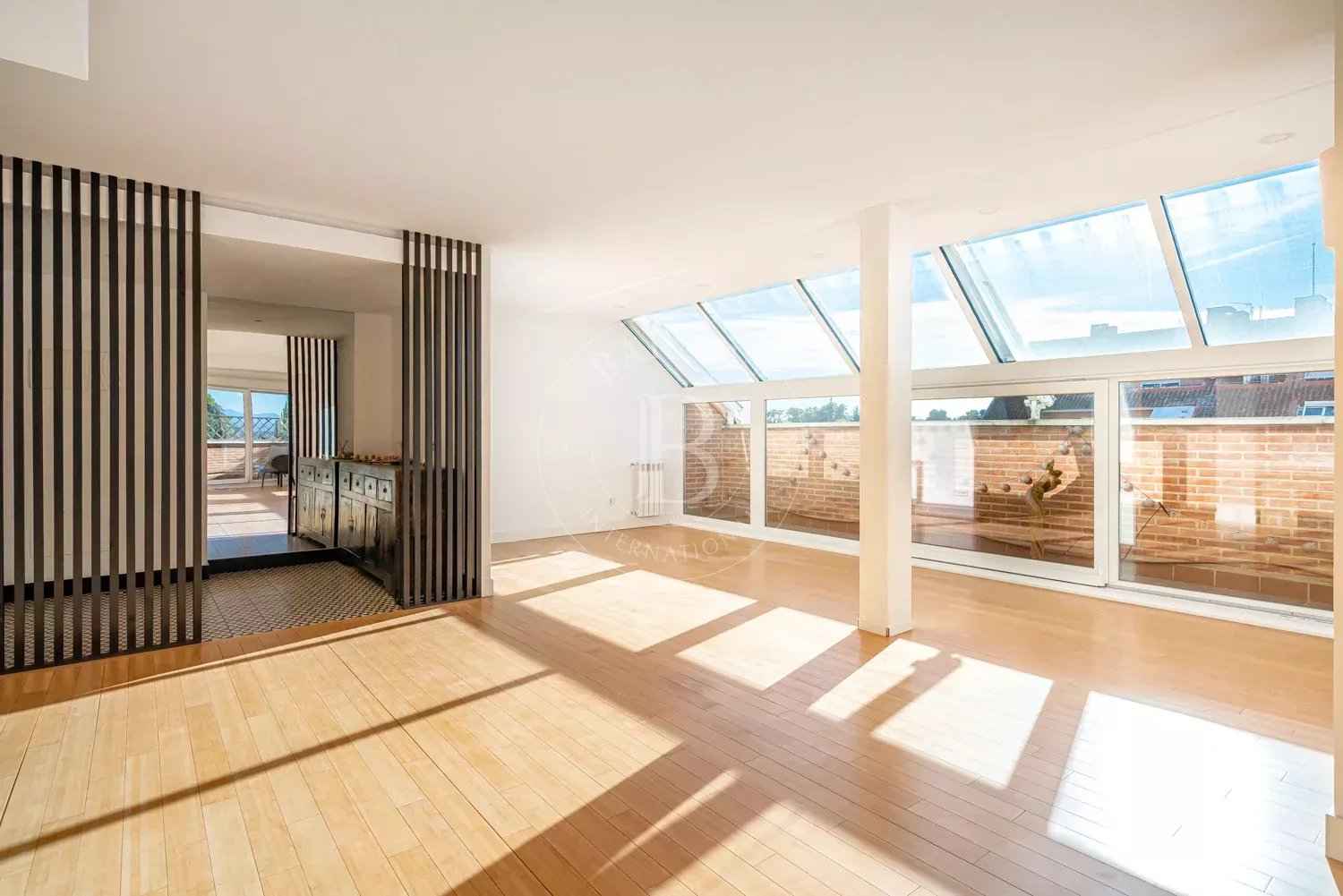 6b75ba08ba602cb05377dfb36f9ddc47 542d72ca83 1500 original - Attribut alt par défaut.