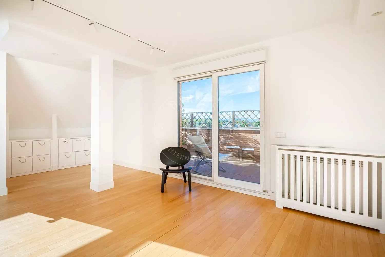 B9480d93602521c2c35fd1a304b11b5e be8fb224da 1500 original - Attribut alt par défaut.