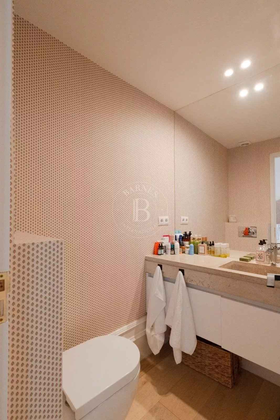 8cab2ab6a099d468baba9f12f9d0f717 3faf55c329 1600 original - Translation missing: en.helpers.application.image_tag.default_alt