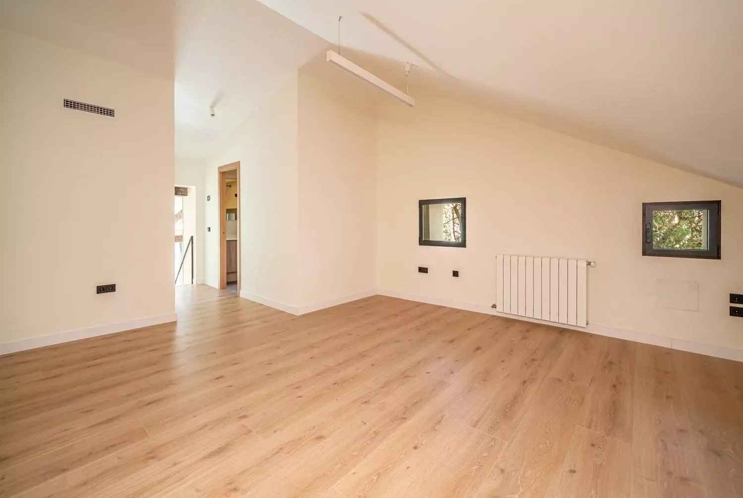 4a4e1212f9a9822a2be5379c4877b159 39997eab00 1500 original - Translation missing: en.helpers.application.image_tag.default_alt