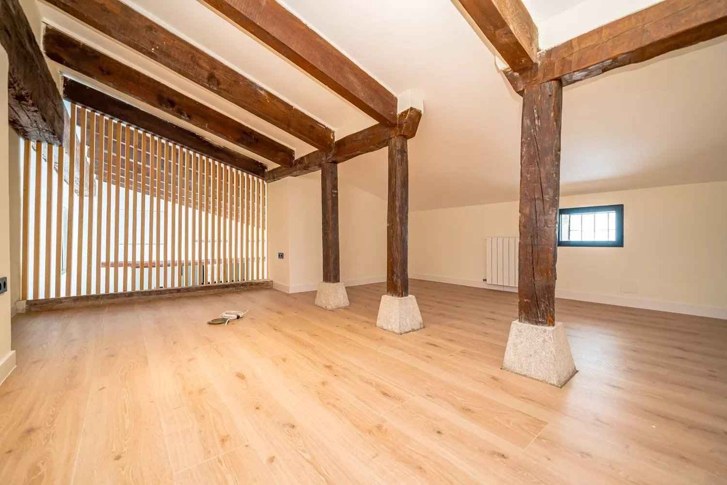 8d1bd27cc9dfa7e8c5e28c0d870a94e6 c4d4cf5431 1500 original - Translation missing: en.helpers.application.image_tag.default_alt