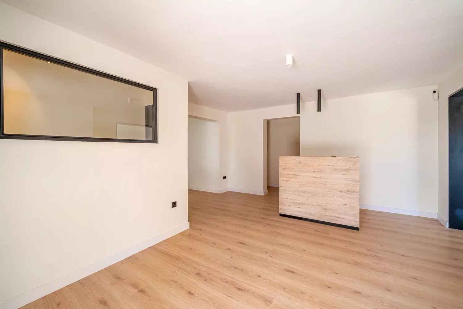 8bb002b2d026263b042851da4a3bb708 c88e87c5a6 1500 original - Translation missing: en.helpers.application.image_tag.default_alt