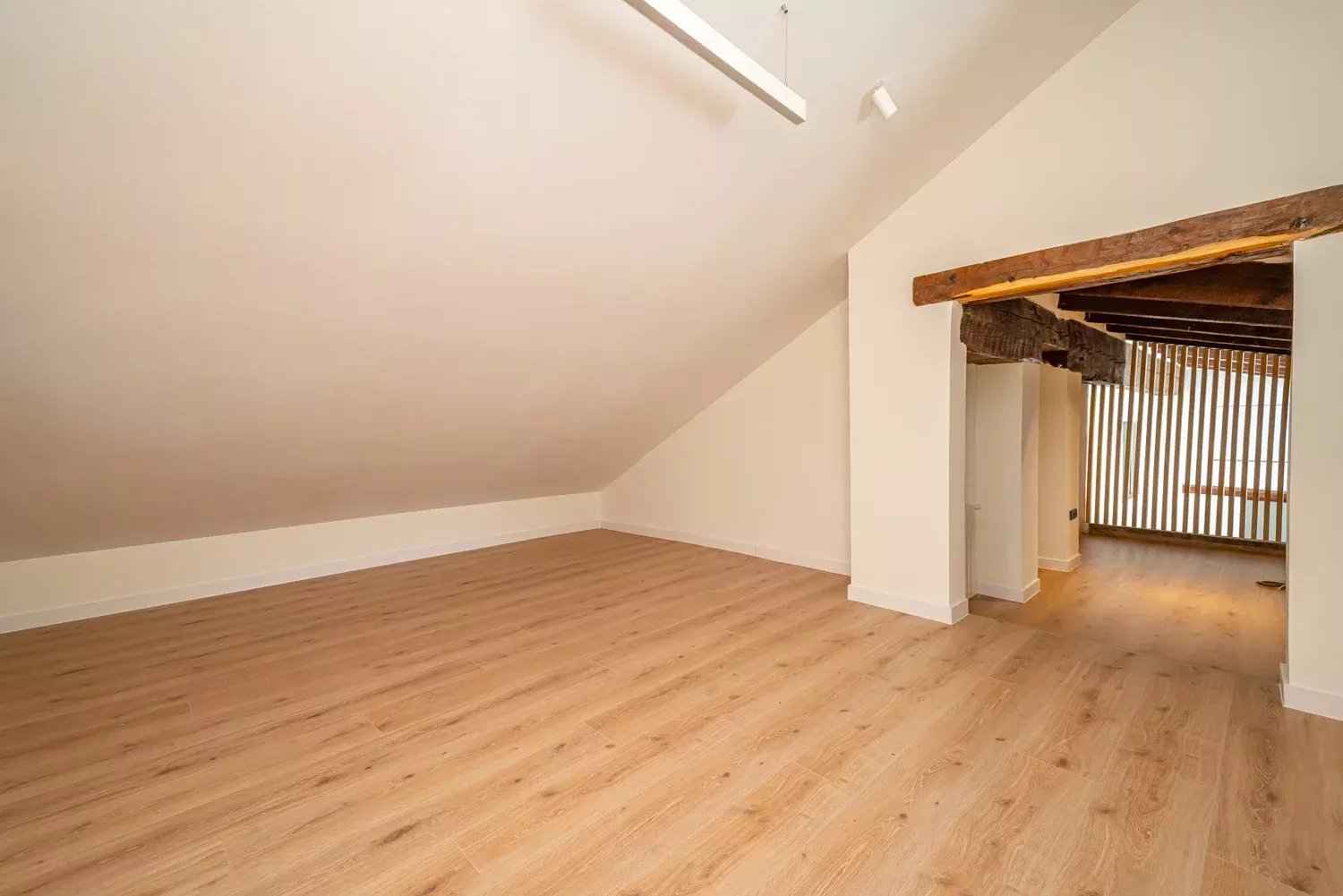 3c56467af8e9f89124afec2eb2b1028c d437cedd77 1500 original - Translation missing: en.helpers.application.image_tag.default_alt