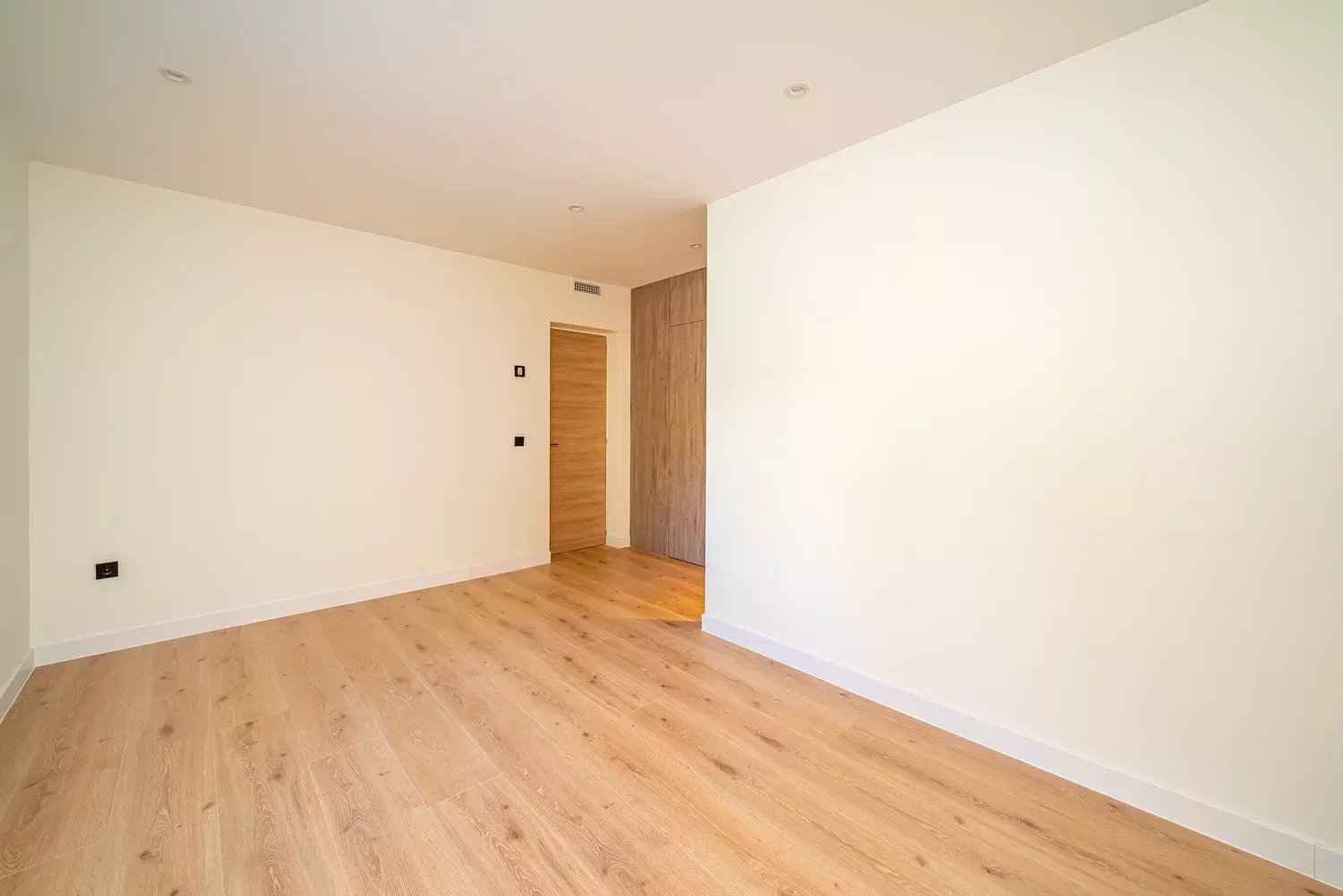 543a48972ba90df60efa9ba23801bb7b 2cdc61653b 1500 original - Translation missing: en.helpers.application.image_tag.default_alt