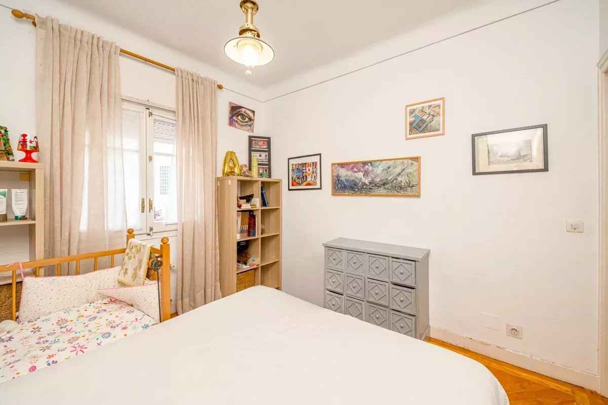 2a2a7c4780ec127d0f9bfdd285f204f0 9391425419 1200 original - Attribut alt par défaut.