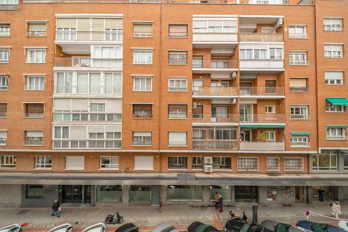 6b6f80c7db1eafd6b3725ba48ac1b1e1 a1b3919eba 1200 original - Attribut alt par défaut.