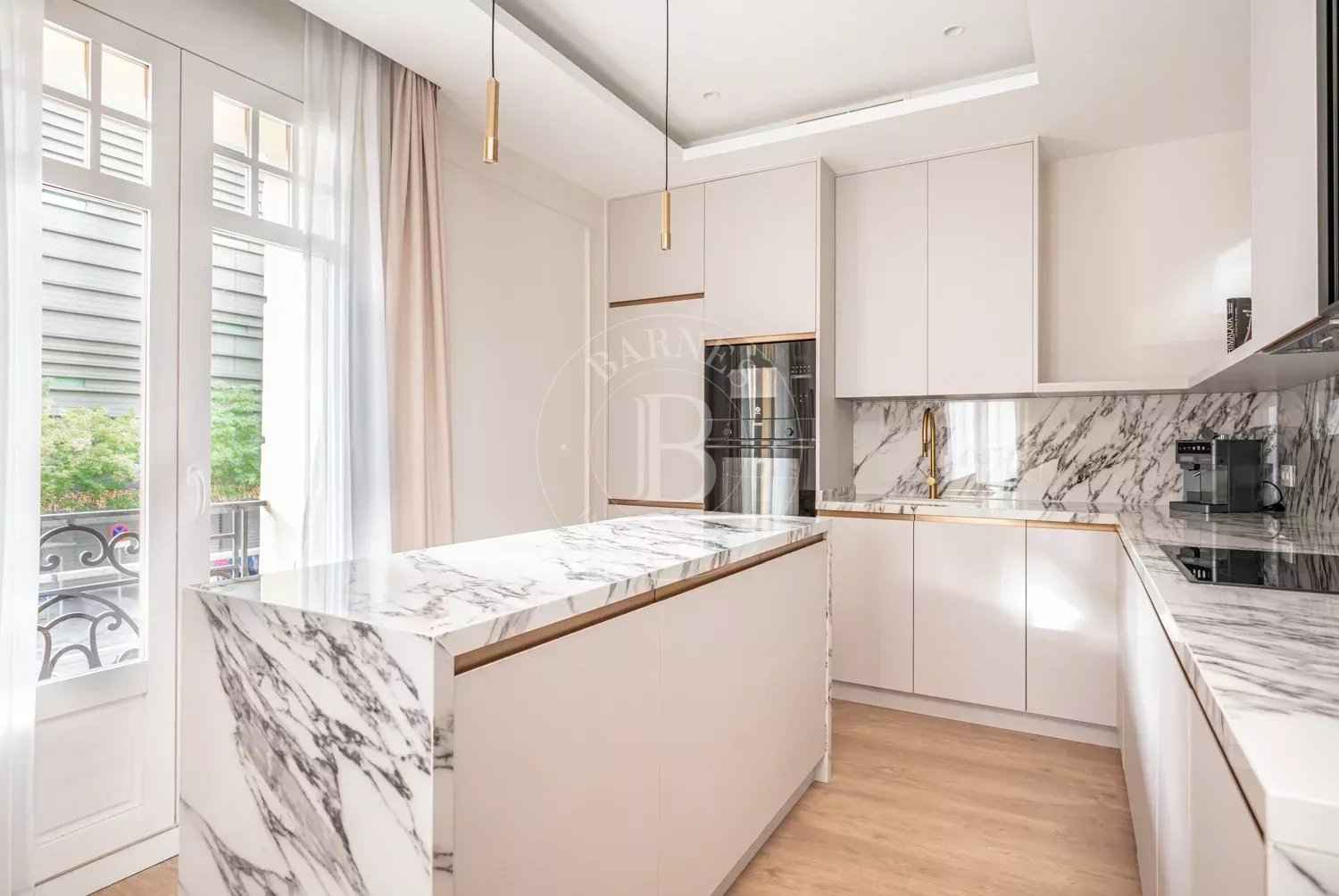 Fd50aa04db646282d9db5af2d97cb888 41155f8c29 1500 original - Translation missing: en.helpers.application.image_tag.default_alt