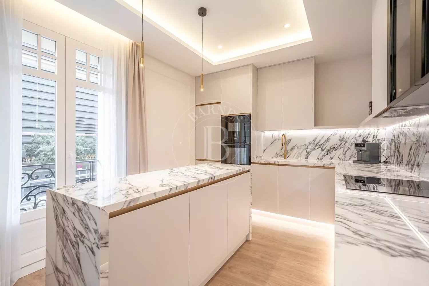 74934bc2666b80ba19f6a25d2a9f0ba8 4b281b0001 1500 original - Translation missing: en.helpers.application.image_tag.default_alt