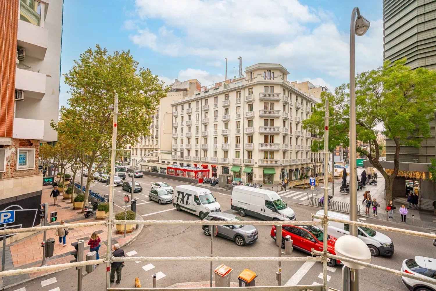 3f0daf1216bec33a39b96844d877e294 9008f66252 1500 original - Translation missing: en.helpers.application.image_tag.default_alt