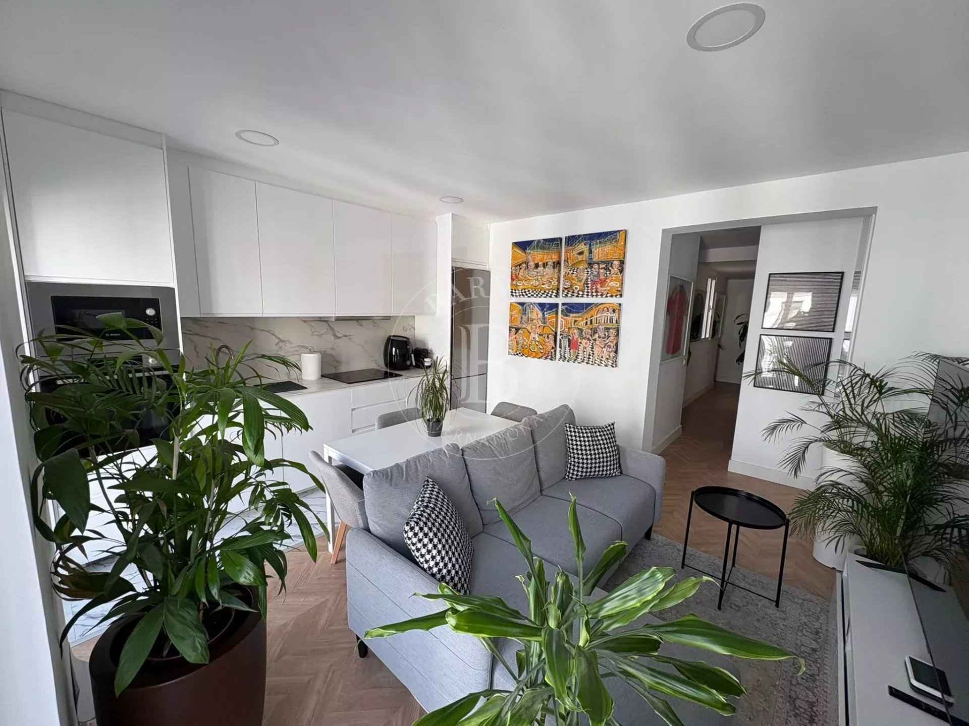 5501684b09f8aa0822b45d6b23facb9e bc0e189be1 1920 original - Attribut alt par défaut.